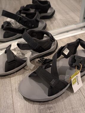 NWT Quechua NH500 Hiking Sandals. Only $30